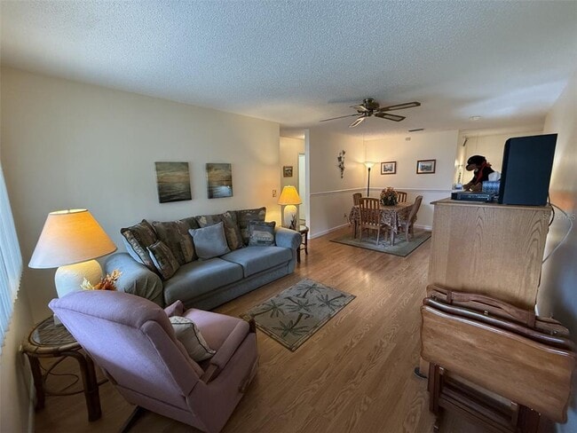9290 SW 89th Terrace in Ocala, FL - Building Photo - Building Photo