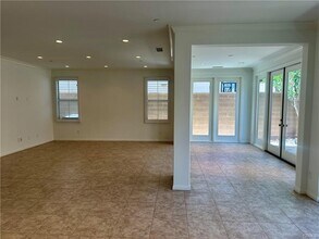 75 Kimbal in Irvine, CA - Building Photo - Building Photo
