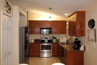 5300 Seagrape Dr in Fort Pierce, FL - Building Photo - Building Photo