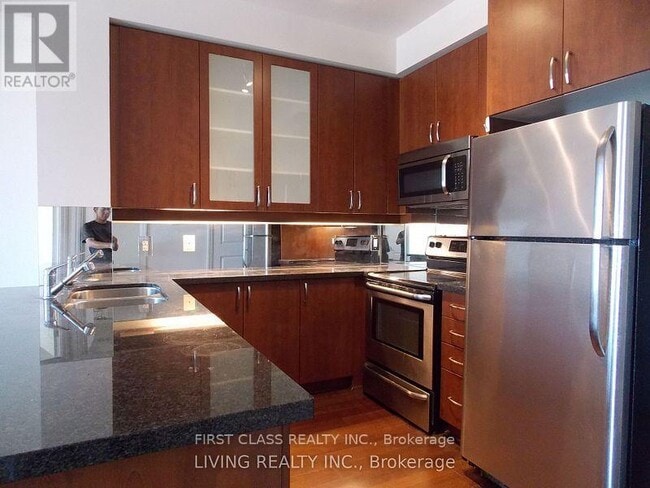 property at 111-111 Upper Duke Crescent
