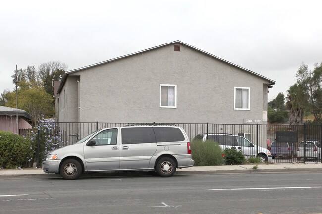 3340-3352 Imperial Ave in San Diego, CA - Building Photo - Building Photo