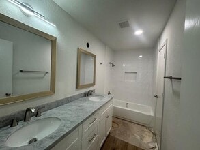 2116 Teakwood Ln in Plano, TX - Building Photo - Building Photo