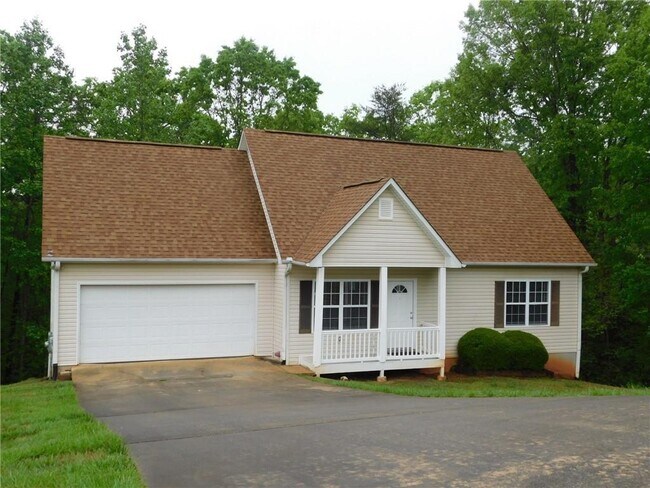 property at 385 Mountain Vw Trl