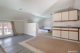 7 Railroad St Annex in Cornwall, CT - Building Photo - Building Photo