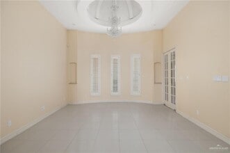 15 Ebro Dr in Edinburg, TX - Building Photo - Building Photo