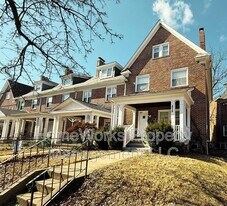 616 N Woodington Rd in Baltimore, MD - Building Photo