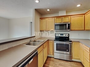 627 N Mudstone Way in Kuna, ID - Foto de edificio - Building Photo