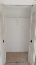 5835 Washington St in Hollywood, FL - Building Photo - Building Photo