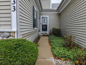 2733 Kendall Crossing in Johnsburg, IL - Foto de edificio - Building Photo