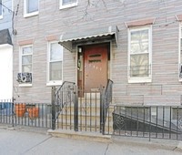 6803 Forest Ave in Ridgewood, NY - Building Photo - Building Photo