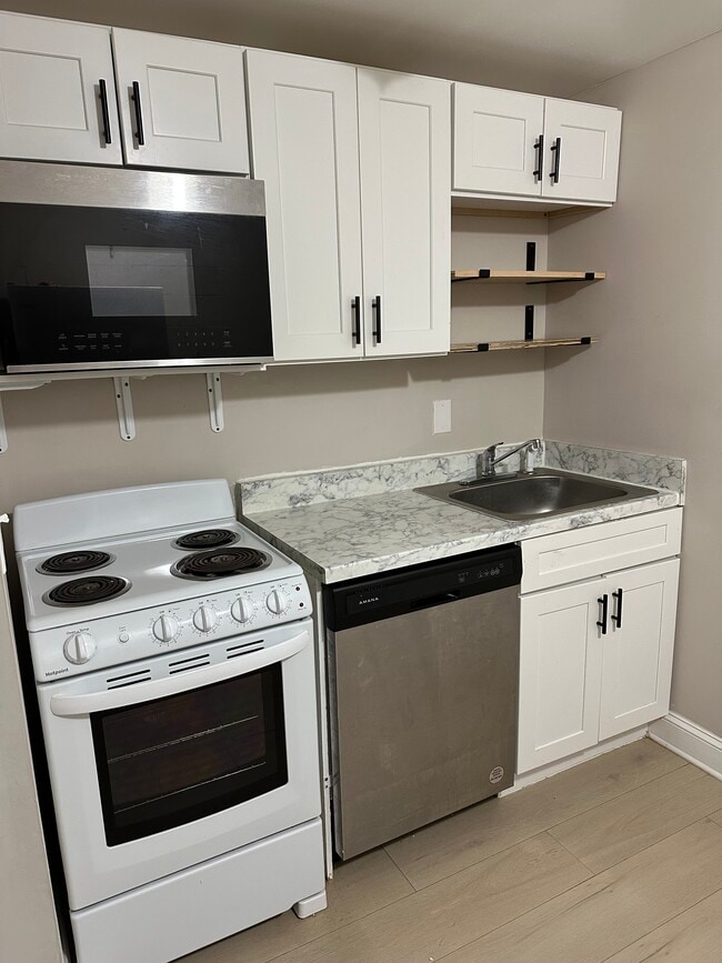 120 Chappell Rd SW, Unit 1