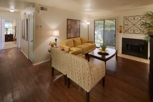 10610 Morado Cir, Unit 3528 in Austin, TX - Building Photo