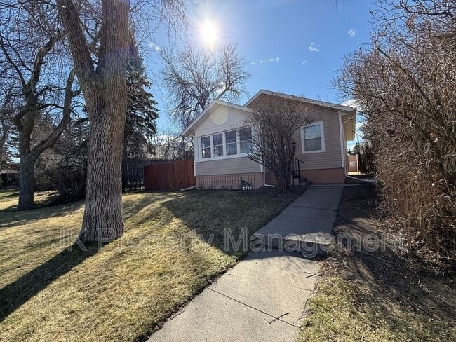 2716 Central Ave in Great Falls, MT - Building Photo - Building Photo