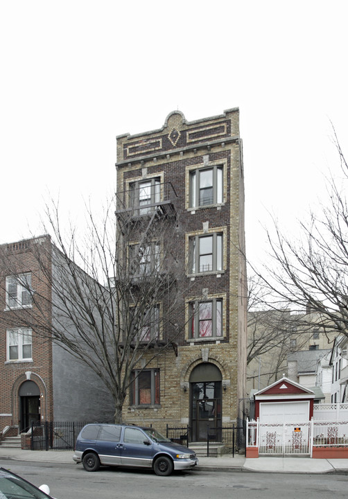 4310 Richardson Ave in Bronx, NY - Building Photo