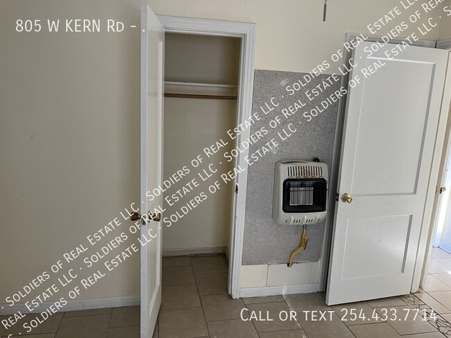 805 W Kern Rd-Unit -. in Killeen, TX - Building Photo - Building Photo