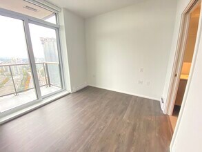 4650 Brentwood Blvd in Burnaby, BC - Building Photo - Building Photo