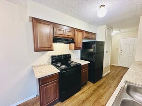 12603 Turtle Rock Rd in Austin, TX - Building Photo - Building Photo