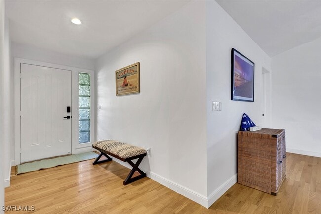 property at 1282 Belaire Ct