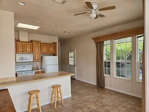 6770 W State Route 89A in Sedona, AZ - Foto de edificio - Building Photo