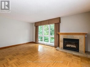 11 Peary Way in Ottawa, ON - Building Photo - Building Photo