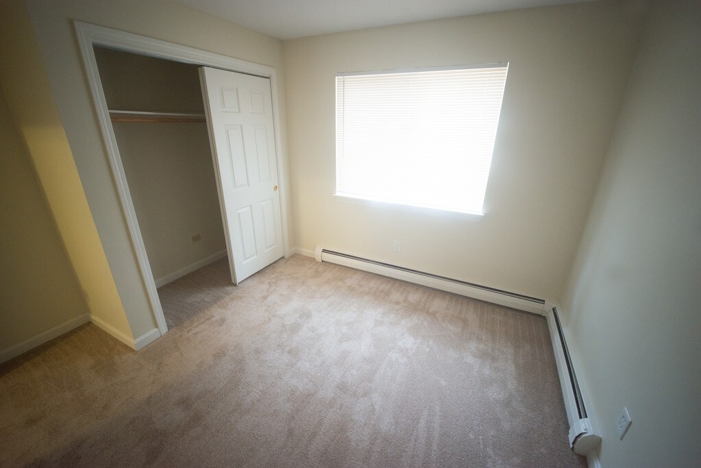 Tower Hill Landings Kingston, RI Apartments