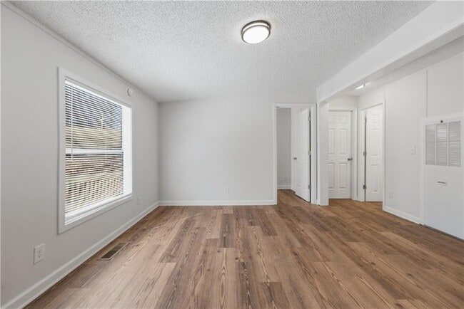 190 Chivalry Ln in Ball Ground, GA - Building Photo - Building Photo