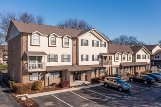 Jefferson West Condominiums in Naperville, IL - Building Photo - Primary Photo