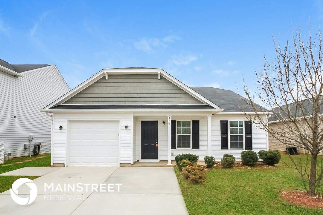 781 Petree Farm Ln in Rural Hall, NC - Building Photo