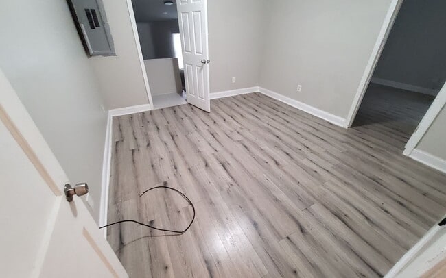 Welcome to our charming 3 bedroom, 1 bathr in West Memphis, AR - Building Photo - Building Photo