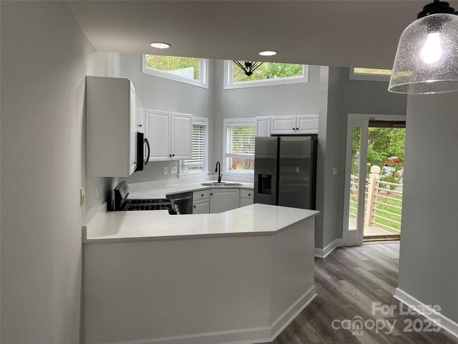 14550 Waterside Dr in Charlotte, NC - Building Photo - Building Photo