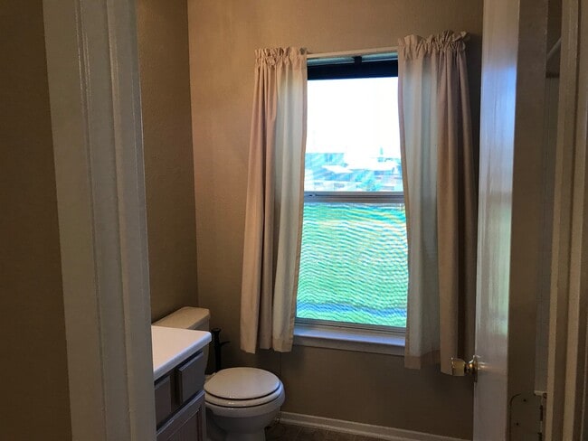 property at 21016 Alden's Oak