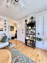12 Stanford Ter, Unit 3 in Somerville, MA - Building Photo - Building Photo