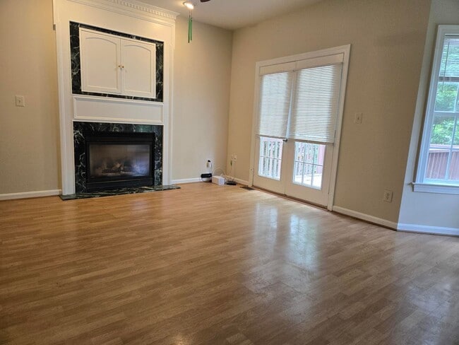 2200 Sarah Woods Ct in Vienna, VA - Building Photo - Building Photo