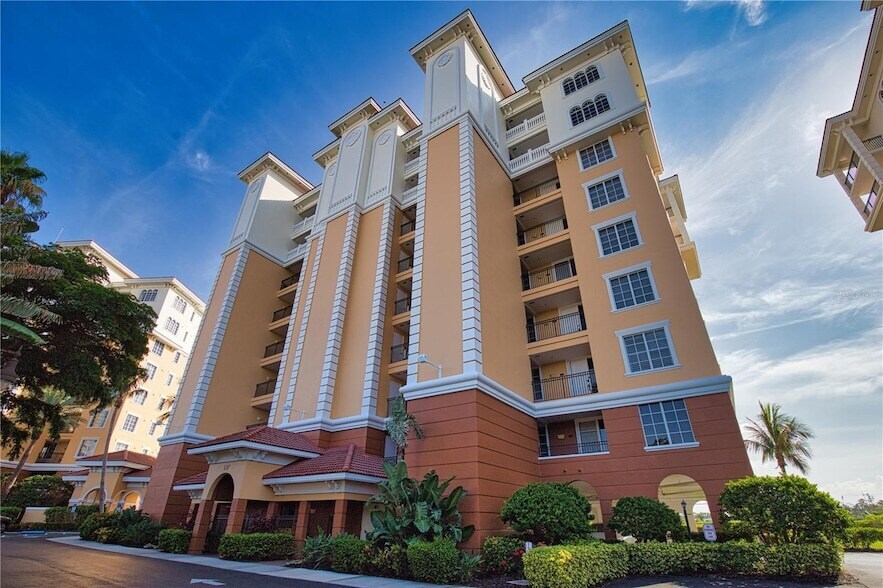 157 Tampa Ave E in Venice, FL - Building Photo