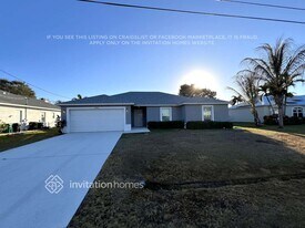 2261 SE Heathwood Cir in Port St. Lucie, FL - Building Photo