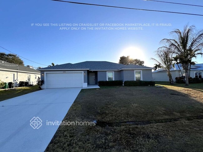 property at 2261 SE Heathwood Cir