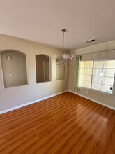 11008 Snowcreek Falls Ave in Bakersfield, CA - Building Photo - Building Photo