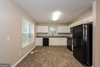 10 Summit St in Cartersville, GA - Building Photo - Building Photo