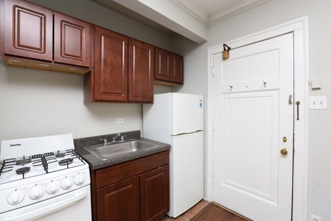 4349 N Damen Ave in Chicago, IL - Building Photo - Building Photo