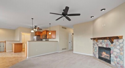 699 W Dekora St, Unit G in Saukville, WI - Building Photo - Building Photo