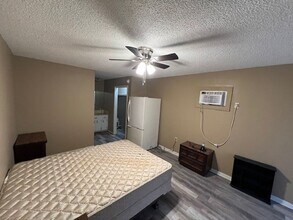 1109 Shasta St in Sulphur, LA - Building Photo - Building Photo