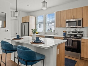 LEO at Wildwood in Oxford, FL - Building Photo - Building Photo