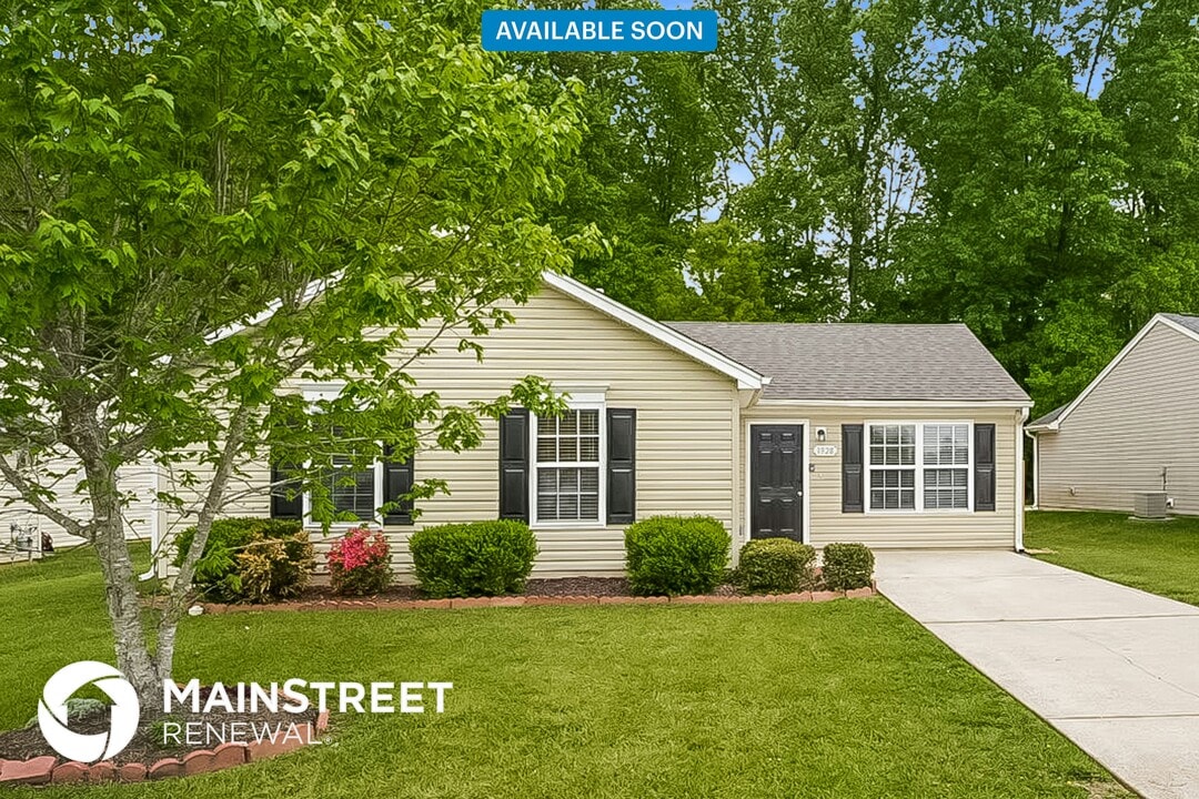 1928 Briar Run Dr in Greensboro, NC - Building Photo