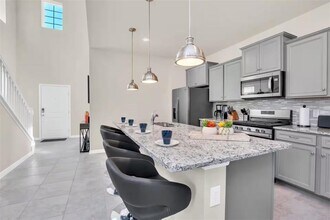 7267 Oakmoss Loop in Davenport, FL - Building Photo - Building Photo
