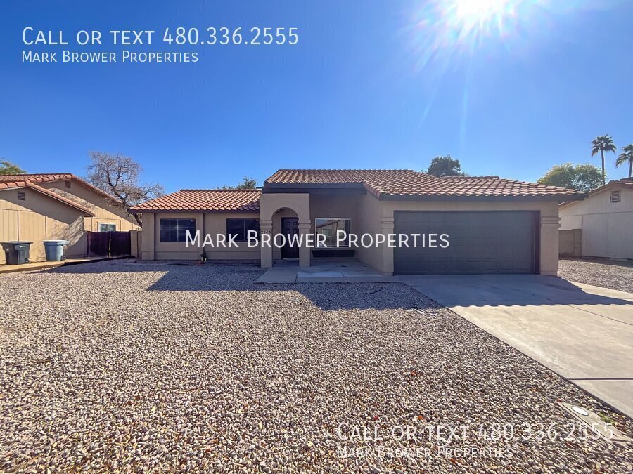 2145 W Manor St in Chandler, AZ - Building Photo