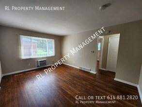 264 Broad Meadows Blvd-Unit -C in Columbus, OH - Foto de edificio - Building Photo