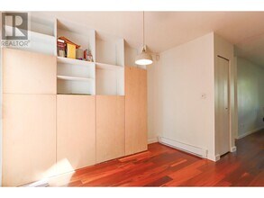 1160 E Pender St in Vancouver, BC - Building Photo - Building Photo
