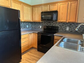 6750 Pine Crest Trail S in Cottage Grove, MN - Building Photo - Building Photo