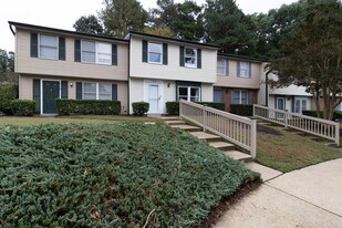 7708 Kelley Ct in Raleigh, NC - Building Photo