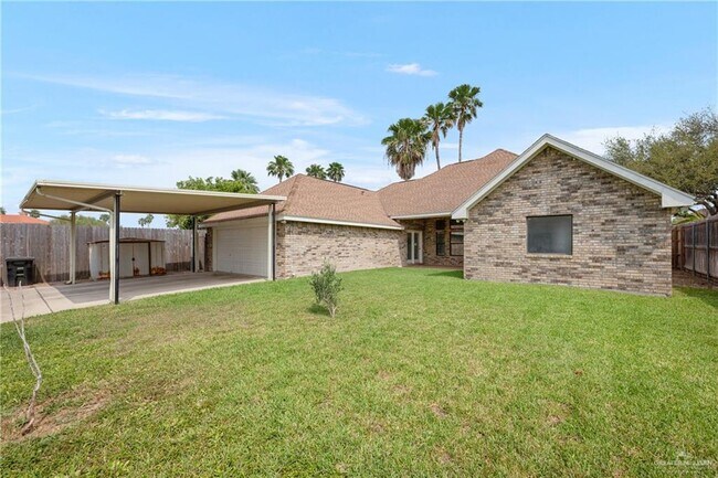 404 E Cardinal Ave in McAllen, TX - Building Photo - Building Photo